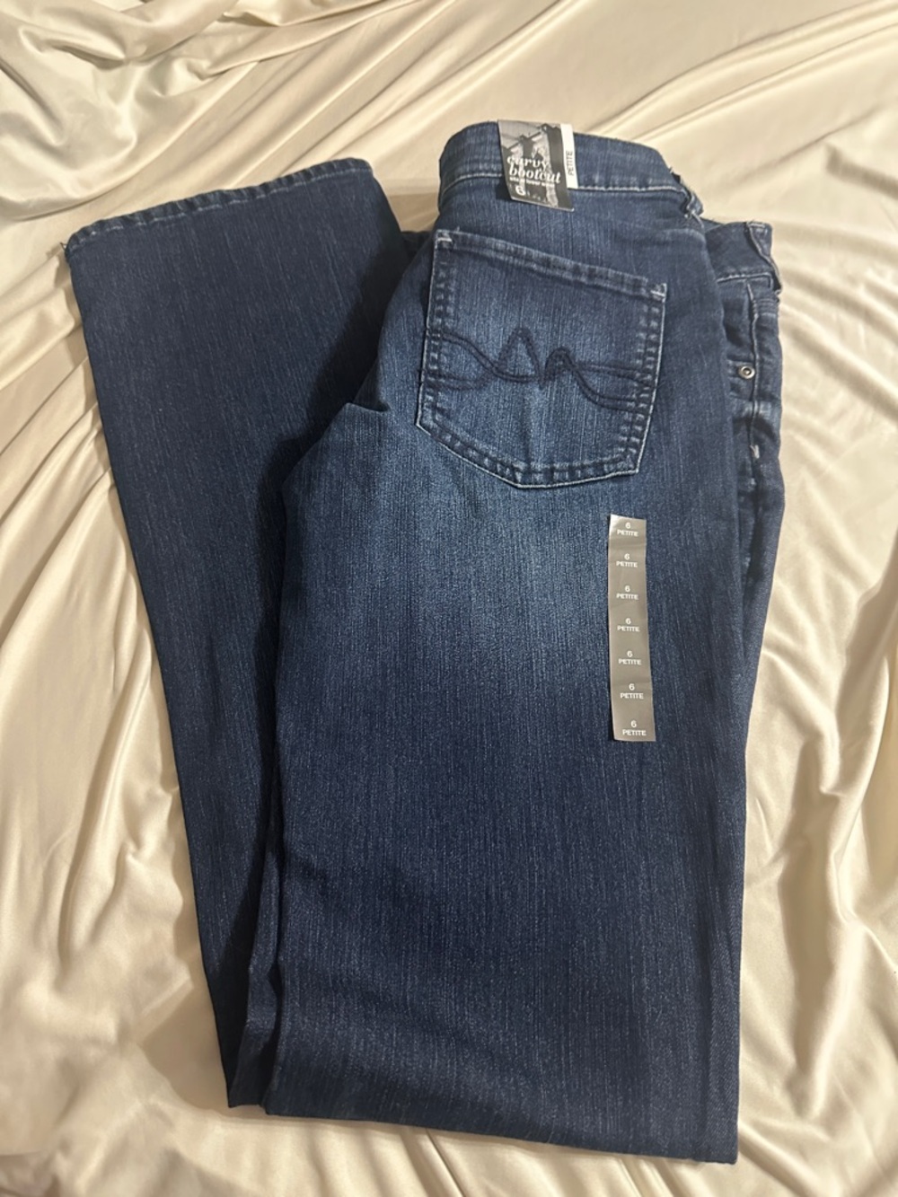 New York & Company Curvy Bootcut Jeans in Dark Blue size 6P